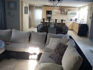 Foto 7 de Casa venta - 3 dormitorios 4 baños - 1000mts2 totales - Álamo Alto