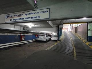 Foto 2 de VENTA GARAGE 70 cocheras moviles - (45 fijas) en  Zona RETIRO