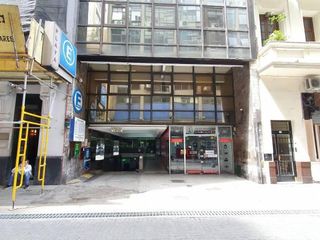 Foto 1 de VENTA GARAGE 70 cocheras moviles - (45 fijas) en  Zona RETIRO