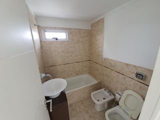 Foto 5 de Departamento de 2 ambientes en estrategica ubicacion  lomas de zamora este a metros de la estacion