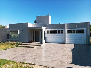 Foto 23 de Venta. Casa 3 Dormitorios. Loteo Manquehue. Jk