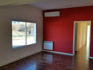 Foto 5 de Venta. Casa 3 Dormitorios. Loteo Manquehue. Jk