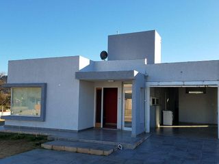 Foto 2 de Venta. Casa 3 Dormitorios. Loteo Manquehue. Jk