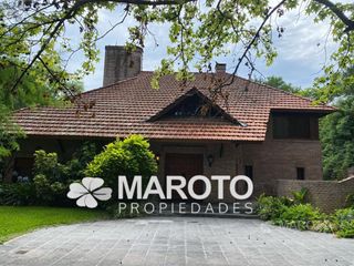 Foto 1 de IMPORTANTE CASA EN VENTA EN LOS NARANJOS -MASCHWITZ -  MAROTO PROPIEDADES