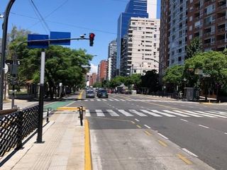 Foto 4 de Oficina en Alquiler semipiso alto sobre Av. Libertador - Núñez - Cochera