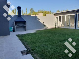 Foto 12 de Venta Casa 4 Dorm - B° Santa Angela 3 - Centenario Neuquen