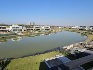 Foto 1 de Venta Casa en Virazon al Lago