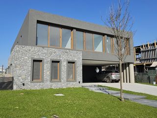 Foto 3 de Venta Casa en Virazon al Lago