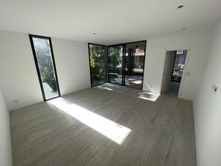 Foto 70 de Departamento a Estrenar! con Jardín!VENTA Tigre Centro