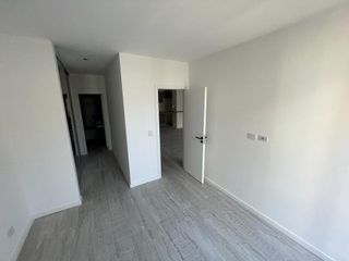 Foto 115 de Departamento a Estrenar! con Jardín!VENTA Tigre Centro