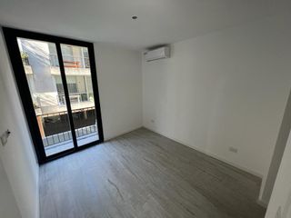 Foto 76 de Departamento a Estrenar! con Jardín!VENTA Tigre Centro
