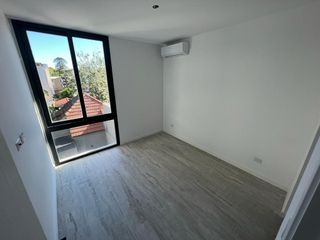Foto 80 de Departamento a Estrenar! con Jardín!VENTA Tigre Centro