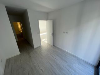 Foto 18 de Departamento a Estrenar! con Jardín!VENTA Tigre Centro