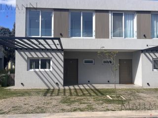 Foto 1 de Town House en Pilara | Mallmann Propiedades