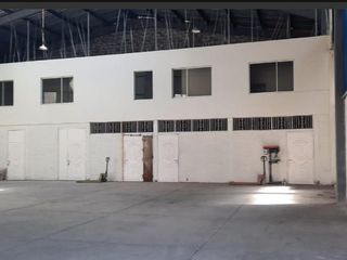 Foto 1 de Alquiler Galpon Cumbaya