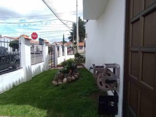 Foto 24 de Se vende espectacular casa esquinera en el exclusivo sector de Alhambra