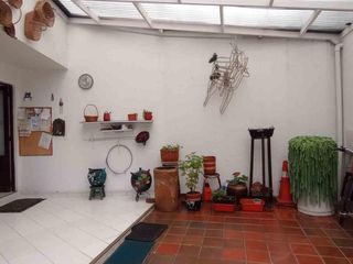 Foto 7 de Se vende espectacular casa esquinera en el exclusivo sector de Alhambra