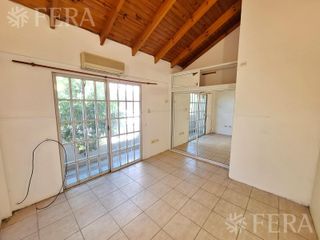 Foto 14 de Venta de PH 3 ambientes con cochera en Wilde