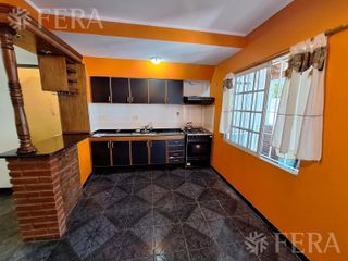 Foto 9 de Venta de PH 3 ambientes con cochera en Wilde