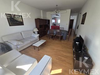 Foto 6 de Departamento en  venta, 2 dormitorios, amplios balcones