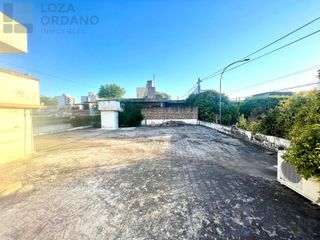 Foto 35 de VENTA DE CASA EN ALTO ALBERDI  A UNA CUADRA DE PLAZA  JERONIMO DEL BARCO