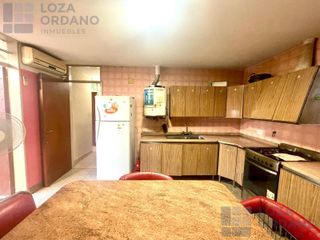 Foto 5 de VENTA DE CASA EN ALTO ALBERDI  A UNA CUADRA DE PLAZA  JERONIMO DEL BARCO