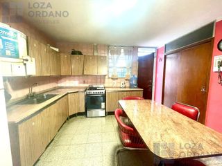 Foto 8 de VENTA DE CASA EN ALTO ALBERDI  A UNA CUADRA DE PLAZA  JERONIMO DEL BARCO