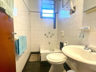 Foto 27 de VENTA DE CASA EN ALTO ALBERDI  A UNA CUADRA DE PLAZA  JERONIMO DEL BARCO