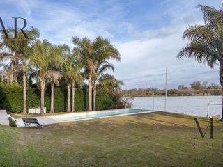 Foto 46 de Casa al lago en Venta. El Golf, Nordelta