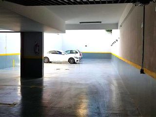 Foto 1 de Cocheras en venta en PB y subsuelo - Villa Urquiza