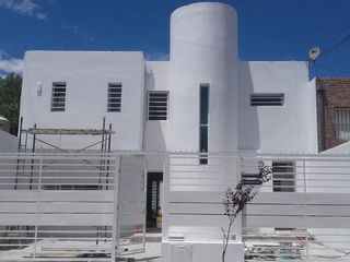 Foto 1 de Casa - Área Centro Oeste