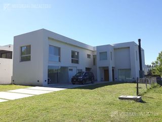 Foto 2 de Casa en venta en Barrio San Juan
