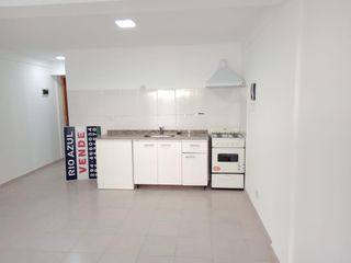Foto 8 de El Bolsón - Mono ambiente sobre Av San Martín