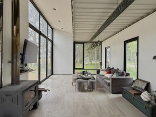 Foto 1 de Moderna casa en barrio Pinares, Santa Clara