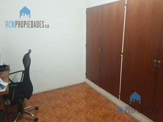 Foto 16 de Alquiler Departamento 4 Ambientes en Liniers