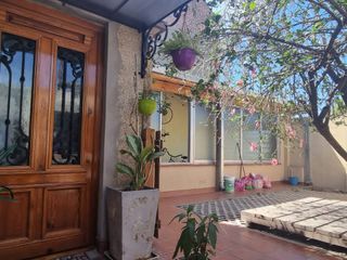 Foto 1 de Casa - Llavallol