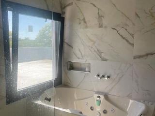 Foto 31 de Casa en venta al lago en el Barrio Vistas, PUERTOS / ESCOBAR