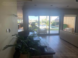 Foto 11 de Casa en venta al lago en el Barrio Vistas, PUERTOS / ESCOBAR