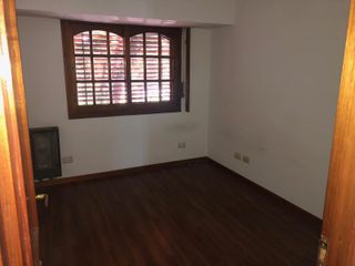 Foto 14 de Chalet - Las Lomas-Beccar  3 dorm.  rapido acceso a Panamericana Acceso tigre