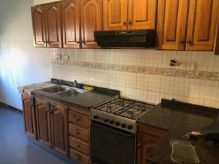 Foto 5 de Chalet - Las Lomas-Beccar  3 dorm.  rapido acceso a Panamericana Acceso tigre