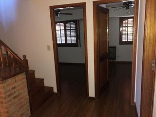 Foto 11 de Chalet - Las Lomas-Beccar  3 dorm.  rapido acceso a Panamericana Acceso tigre