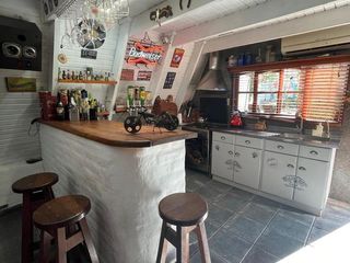 Foto 3 de Casa en  Venta con piscina, mas dpto, mas local comercial.