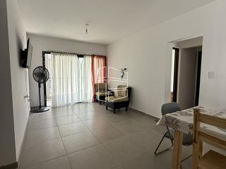 Foto 3 de Venta - Departamento de 2 dormitorios sobre calle Mendoza  - D053