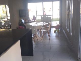 Foto 8 de Casa en el Barrio Islas, El Canton, Escobar