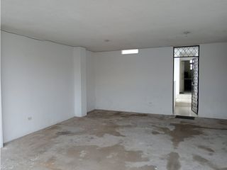 Foto 4 de Calderón, Local comercial en Renta, 125m2, 1 Ambiente