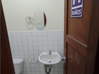 Foto 8 de Calderón, Local comercial en Renta, 125m2, 1 Ambiente
