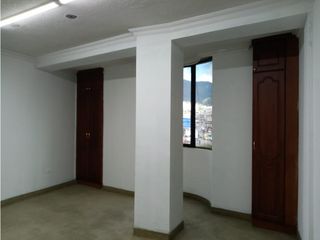 Foto 6 de La Mena, Local Comercial en Renta, 500m2, 15 Ambientes
