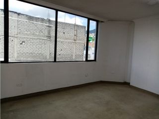 Foto 23 de La Mena, Local Comercial en Renta, 500m2, 15 Ambientes