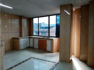 Foto 5 de La Mena, Local Comercial en Renta, 500m2, 15 Ambientes