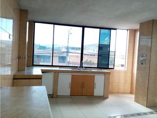 Foto 31 de La Mena, Local Comercial en Renta, 500m2, 15 Ambientes